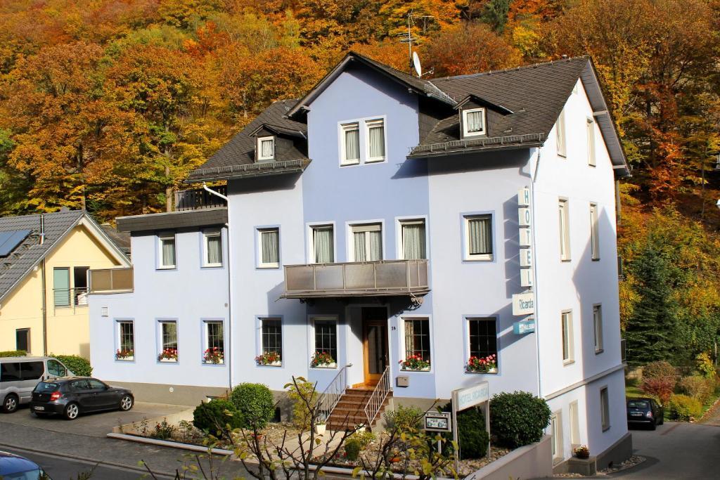 Hotel Ricarda Schlangenbad Exterior foto
