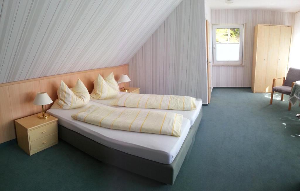 Hotel Ricarda Schlangenbad Zimmer foto